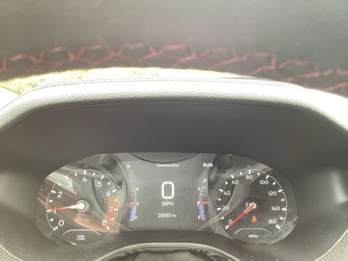 Used 2024 Jeep Compass Trailhawk image 8