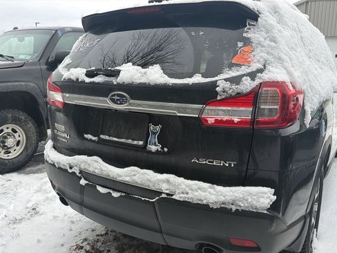 Used 2019 Subaru Ascent Premium image 7