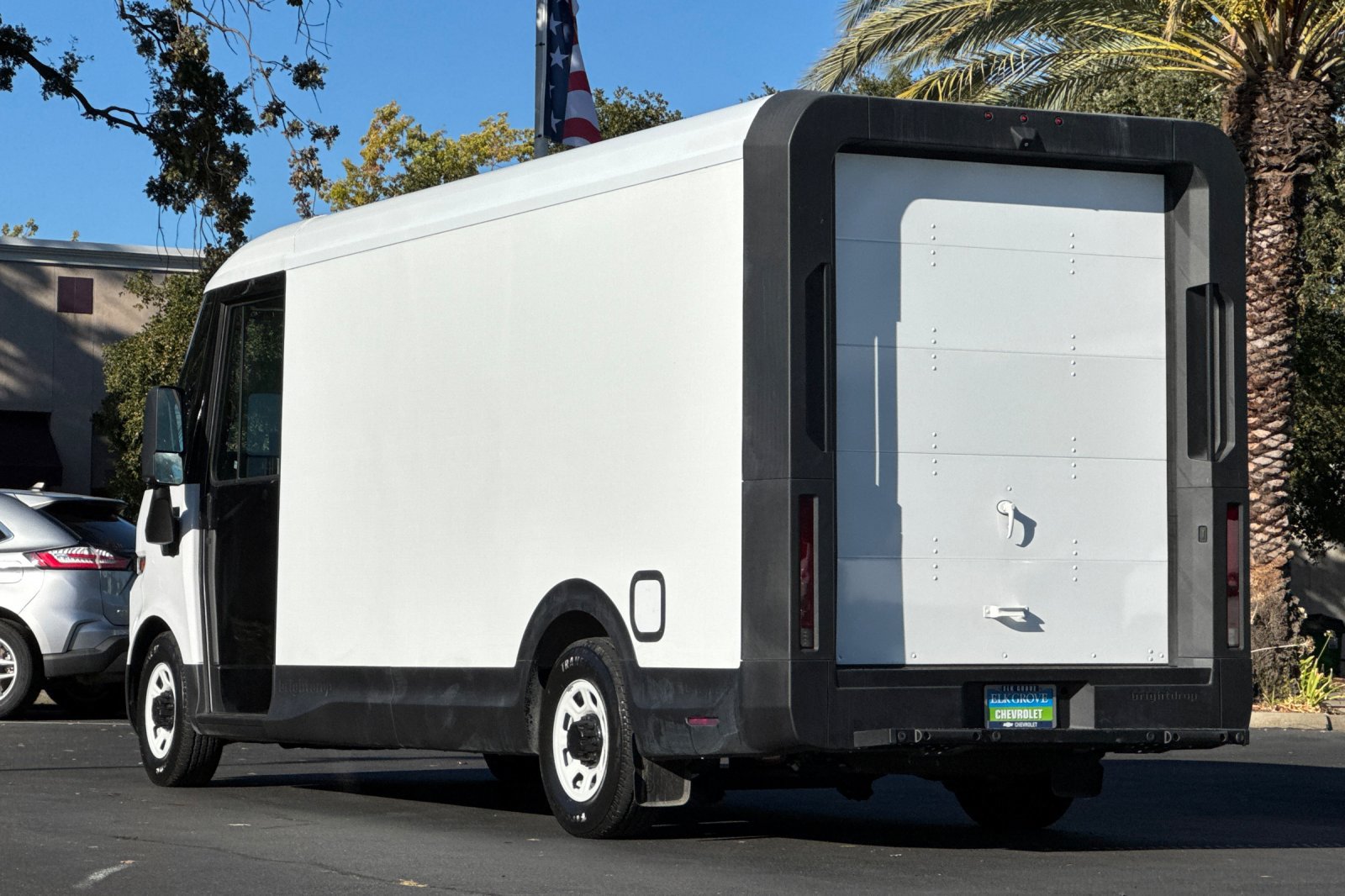 Used 2023 Chevrolet Brightdrop 600 w/ Active Safety Package 2 AWD/4WD image 5