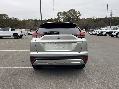 Used 2024 Mitsubishi Eclipse Cross SE image 6