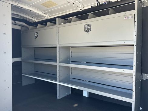 New 2026 Ford Transit 250 148 Medium Roof w/ Load Area Protection Package RWD image 12