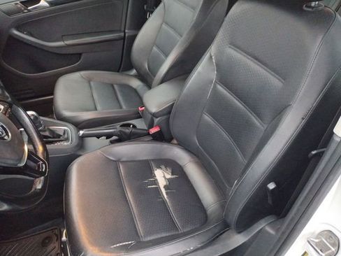 Used 2017 Volkswagen Jetta SEL image 27