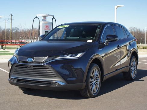 Used 2021 Toyota Venza Limited w/ Advanced Technology Package image 14