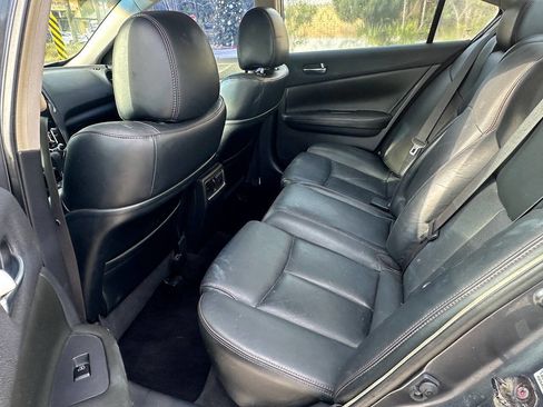 Used 2009 Nissan Maxima 3.5 SV w/ Premium Pkg image 12