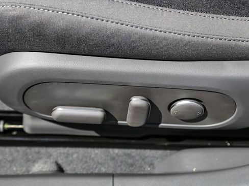 New 2025 Hyundai Ioniq 5 SE image 22