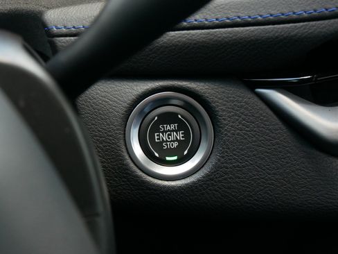 Used 2024 Cadillac XT4 Sport FWD image 27