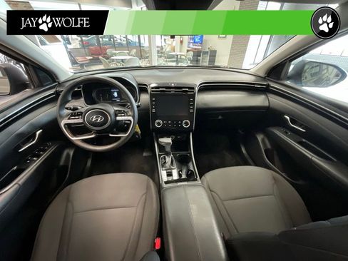 Used 2023 Hyundai Tucson SE FWD image 8