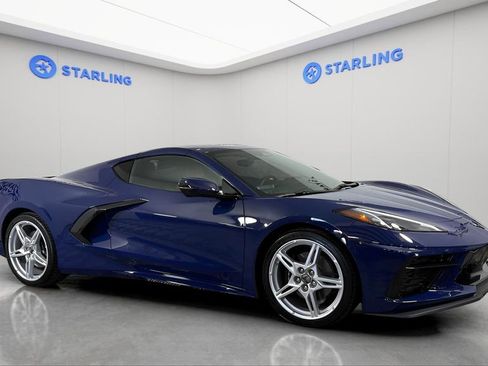 Used 2025 Chevrolet Corvette Stingray Coupe w/ 1LT RWD image 13