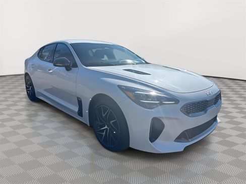 Used 2023 Kia Stinger GT-Line image 3