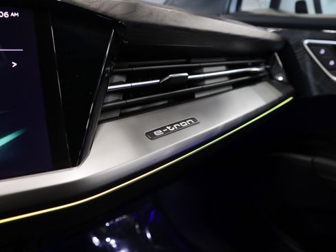 Certified 2024 Audi Q4 e-tron Premium Plus image 25