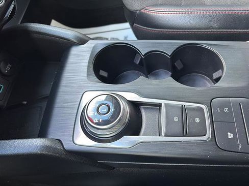 Certified 2022 Ford Escape SEL w/ SEL Stealth AWD Package image 25