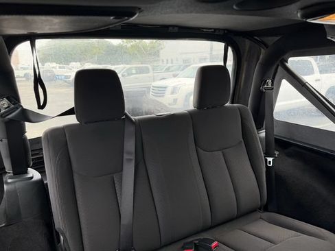 Used 2016 Jeep Wrangler Sport w/ Quick Order Package 24S AWD/4WD image 15