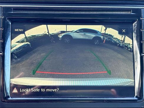 Used 2018 Volkswagen Passat 2.0T SE image 14