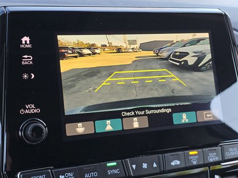 Used 2023 Honda Odyssey Elite image 25