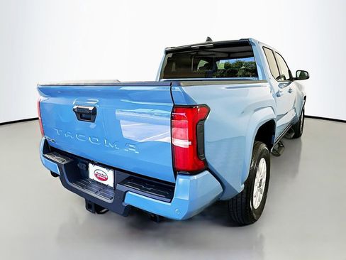 Certified 2026 Toyota Tacoma SR5 w/ SR5 Upgrade Package AWD/4WD image 5