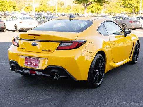Used 2026 Subaru BRZ Series.Yellow RWD image 5