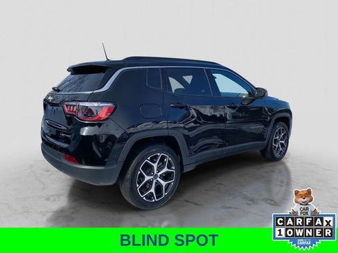 Certified 2025 Jeep Compass Limited image 6