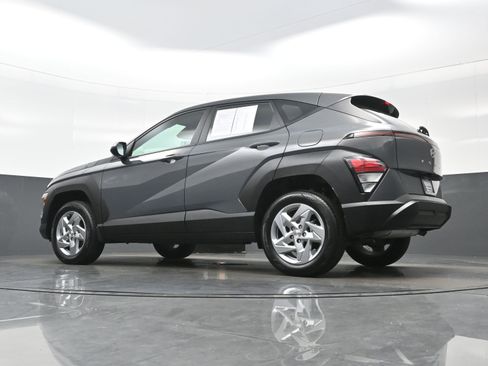 Used 2025 Hyundai Kona SE AWD/4WD image 27