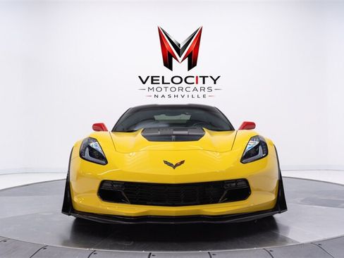 Used 2018 Chevrolet Corvette Z06 RWD image 10