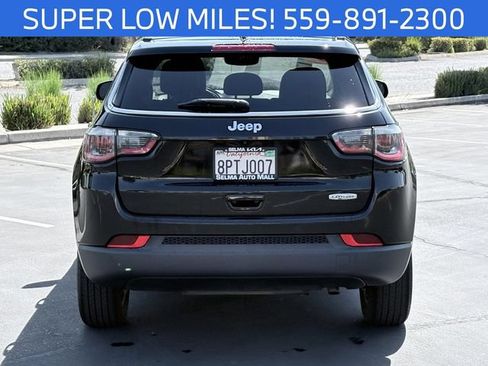Used 2020 Jeep Compass Latitude FWD image 6