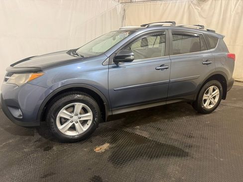 Used 2014 Toyota RAV4 XLE image 2
