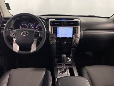 Used 2022 Toyota 4Runner SR5 Premium w/ Moonroof Package AWD/4WD image 24