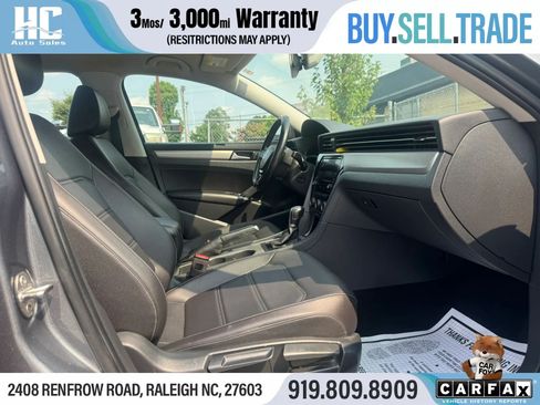 Used 2020 Volkswagen Passat 2.0T SE FWD image 20