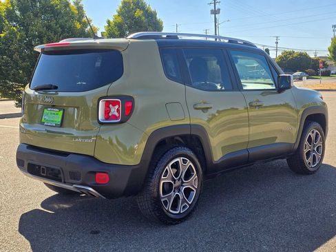 Used 2015 Jeep Renegade Limited w/ Advanced Technology Group AWD/4WD image 5