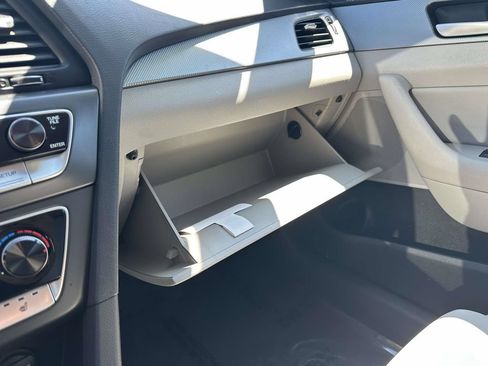 Used 2018 Hyundai Sonata SEL FWD image 19