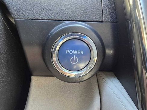 Used 2012 Toyota Camry XLE w/ Leather Pkg FWD image 24