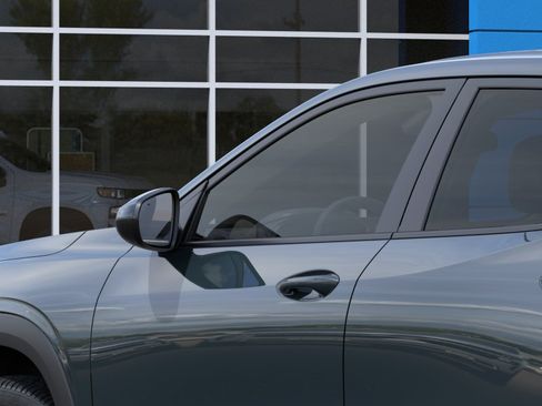 New 2026 Chevrolet Trax LS w/ LS Convenience Package FWD image 36