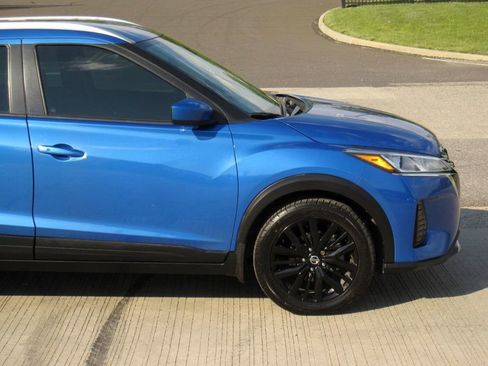Used 2021 Nissan Kicks SV FWD image 10
