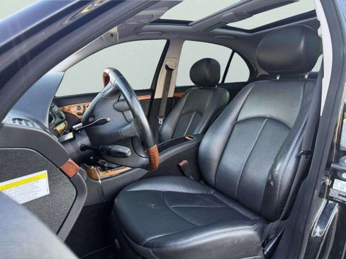 Used 2008 Mercedes-Benz E 350 4MATIC Sedan image 17