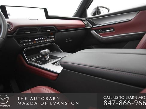 Certified 2025 MAZDA CX-70 Plug-In Hybrid w/ Premium Plus image 25