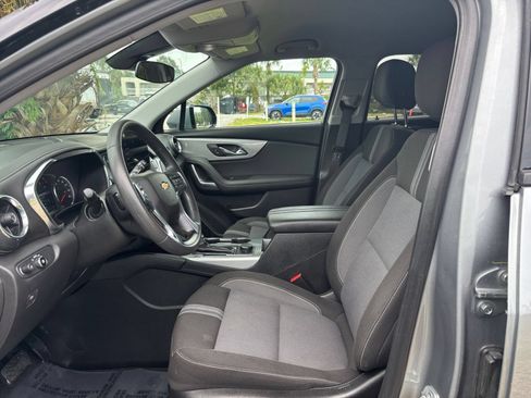 Used 2025 Chevrolet Blazer LT FWD image 29