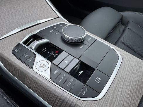 Used 2025 BMW 330i Sedan image 20