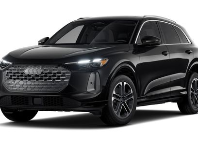 Certified 2025 Audi Q5 Premium w/ Convenience Package