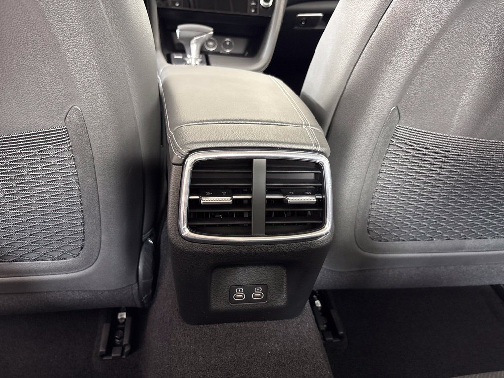 New 2027 Genesis G70 2.5T RWD image 24