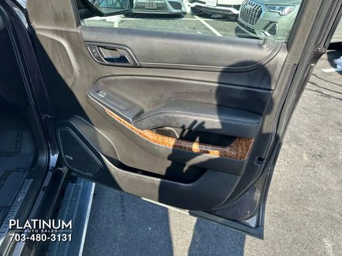 Used 2015 Chevrolet Suburban LTZ image 19