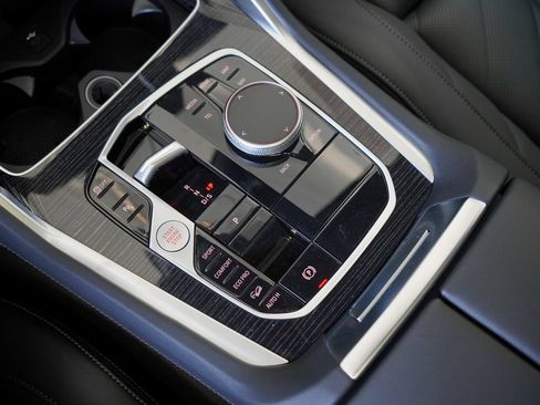 New 2026 BMW X6 xDrive40i w/ Premium Package AWD/4WD image 18