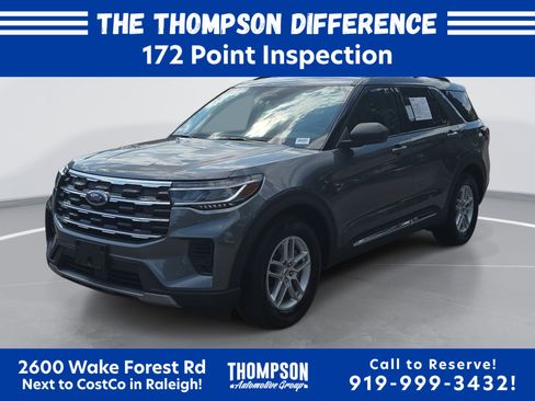 Used 2025 Ford Explorer Active RWD image 7