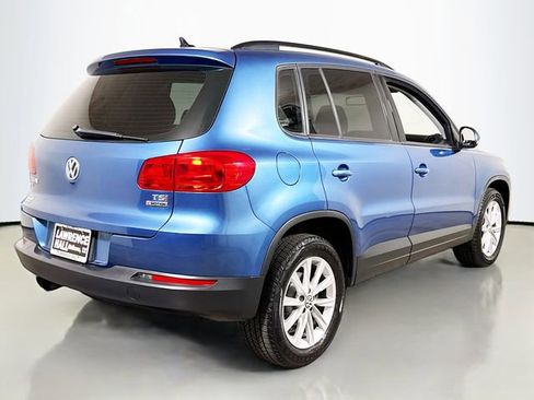 Used 2018 Volkswagen Tiguan Limited w/ Premium Package image 4