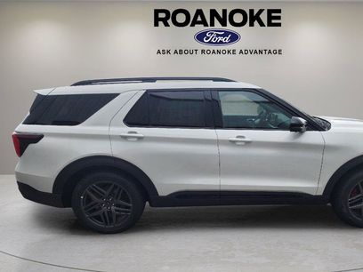New 2026 Ford Explorer ST w/ Sun And Sound Package