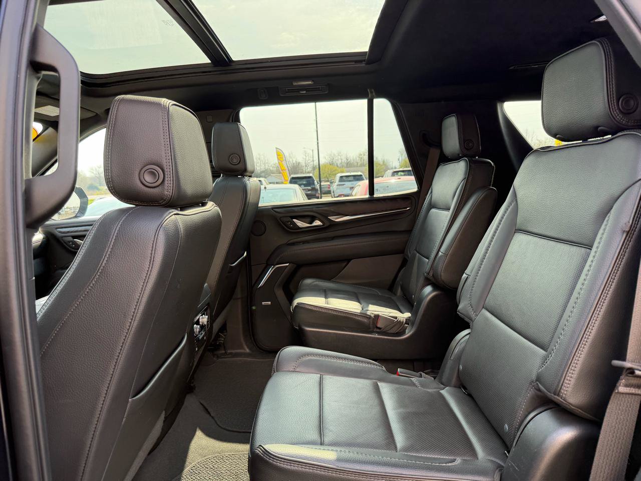 Used 2023 GMC Yukon Denali w/ Max Trailering Package AWD/4WD image 18