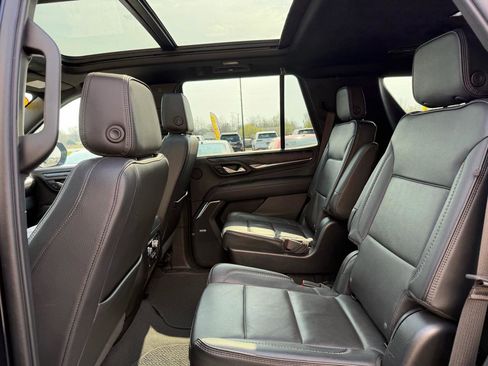 Used 2023 GMC Yukon Denali w/ Max Trailering Package image 18