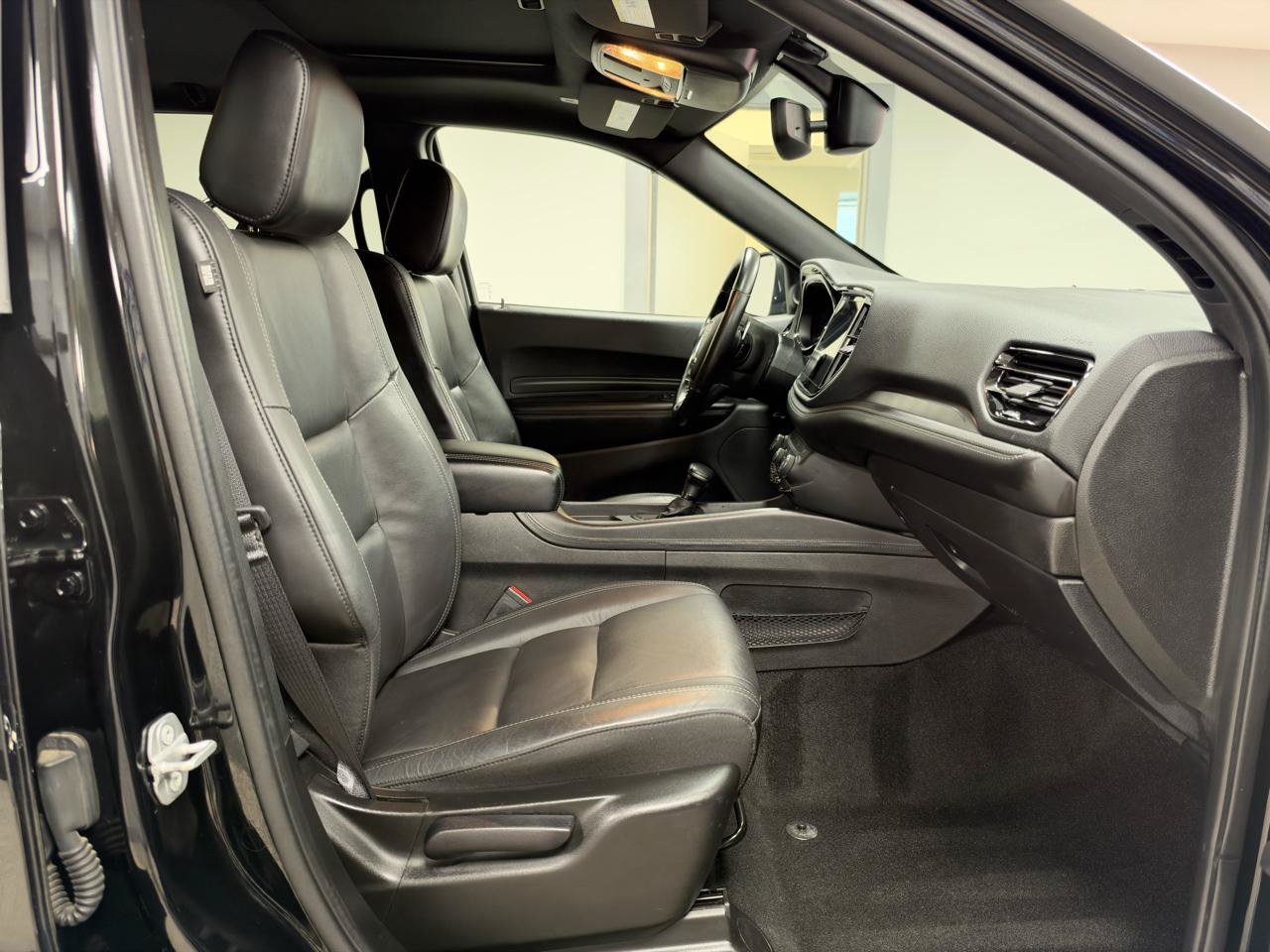 Used 2022 Dodge Durango GT w/ Blacktop Package AWD/4WD image 10