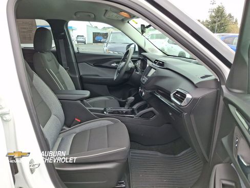 Used 2023 Chevrolet TrailBlazer LT image 25