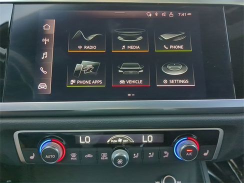 Used 2022 Audi Q3 2.0T Premium Plus image 22