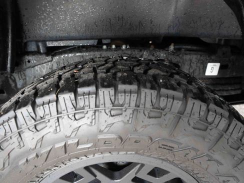 Used 2023 Toyota Tacoma TRD Sport AWD/4WD image 29