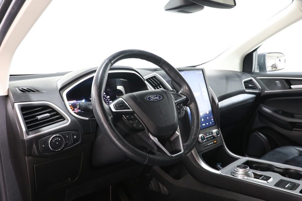 Used 2021 Ford Edge SEL FWD image 15